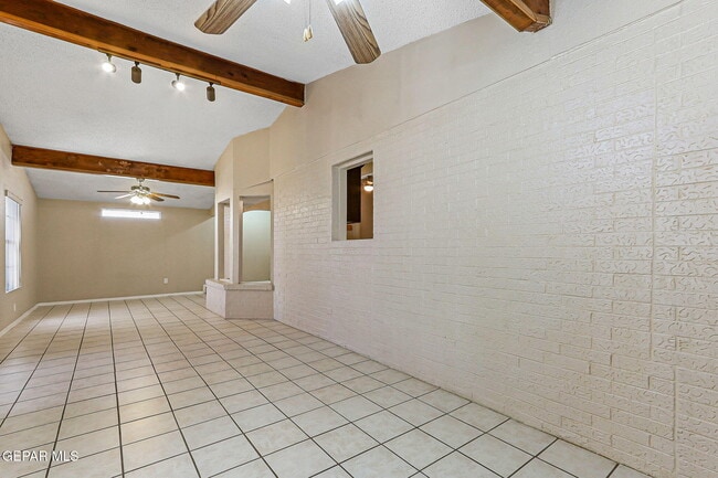 Building Photo - 11781 Jennifer Dr