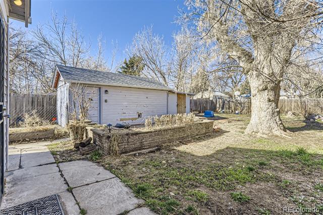 Building Photo - 5163 Beach Ct