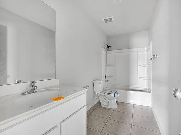 Building Photo - 13430 Sendero Roble