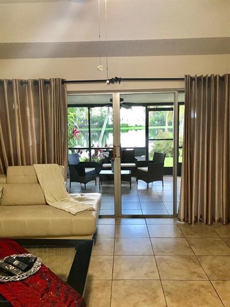 Building Photo - 9093 Pine Springs Dr