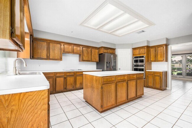 Building Photo - 4105 Pebble Beach Dr