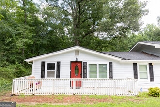 Building Photo - 1594 Pates Creek Rd