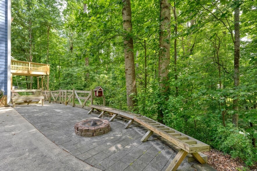 Building Photo - 2245 Mills Wood Run