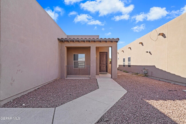 Building Photo - 13538 Lawkland St