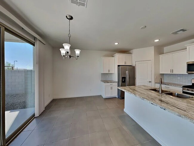 Building Photo - 2932 W Lehigh Ave