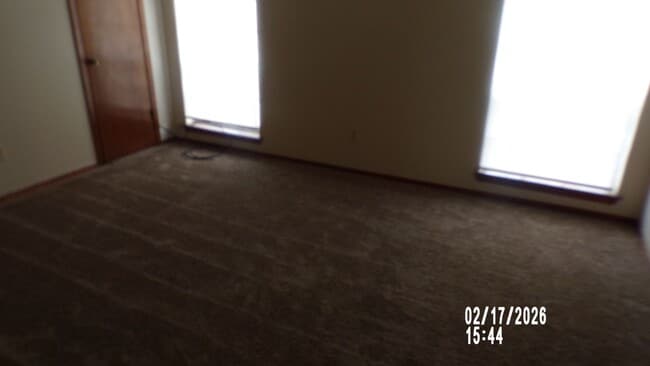 Building Photo - Lee West Estates, close to Hospital, shopping and restaurants