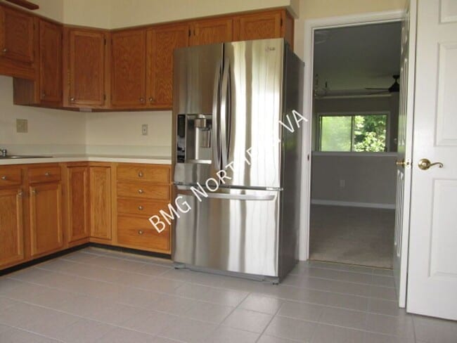 Building Photo - 21108 Twinridge Square