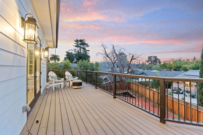 Building Photo - $11,995 - Stunning Executive Estate in Willow Glen