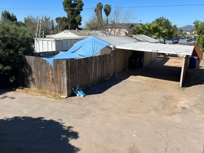 Building Photo - Private Detached House with Fenced Yard and Large Covered Carport