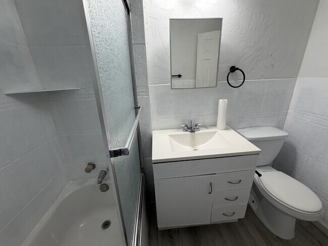 Building Photo - 317 Choctaw Trce