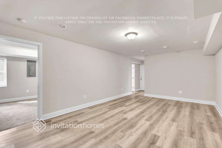Building Photo - 4877 Hawk Trail