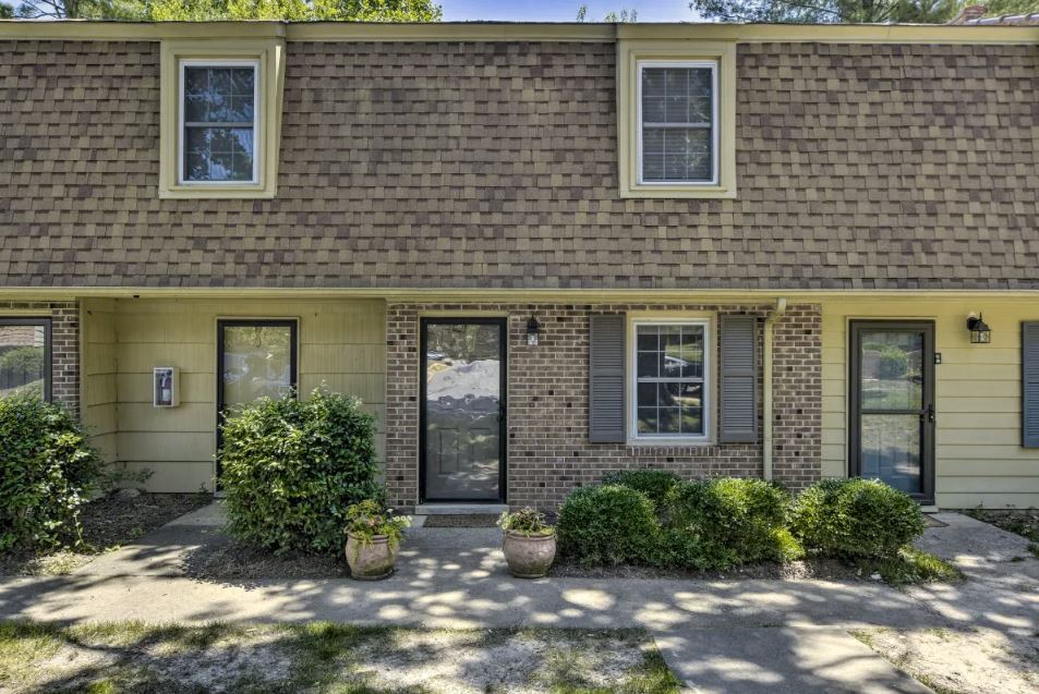 Building Photo - 4701 Blue Bird Ct