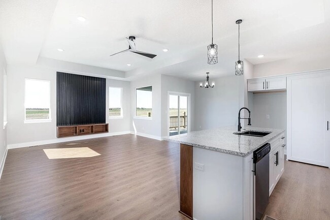 Building Photo - Single family home in west wichita which i...