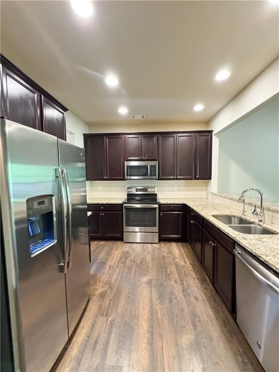 Building Photo - 198 Hardy Water Dr SE