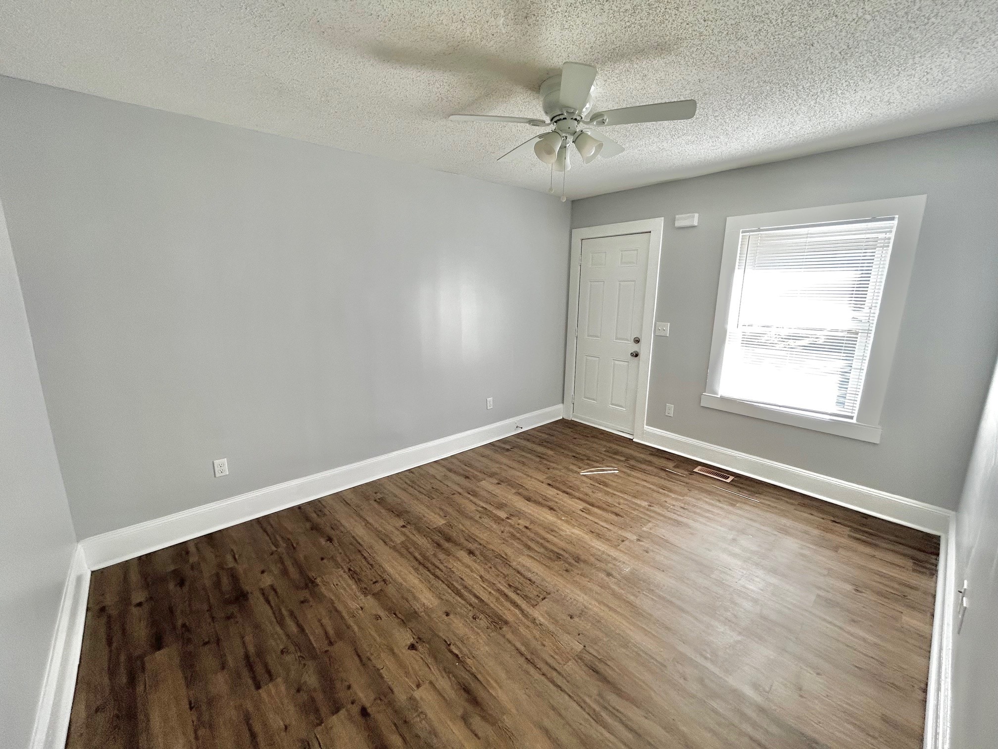 Building Photo - 224 Walker Ave