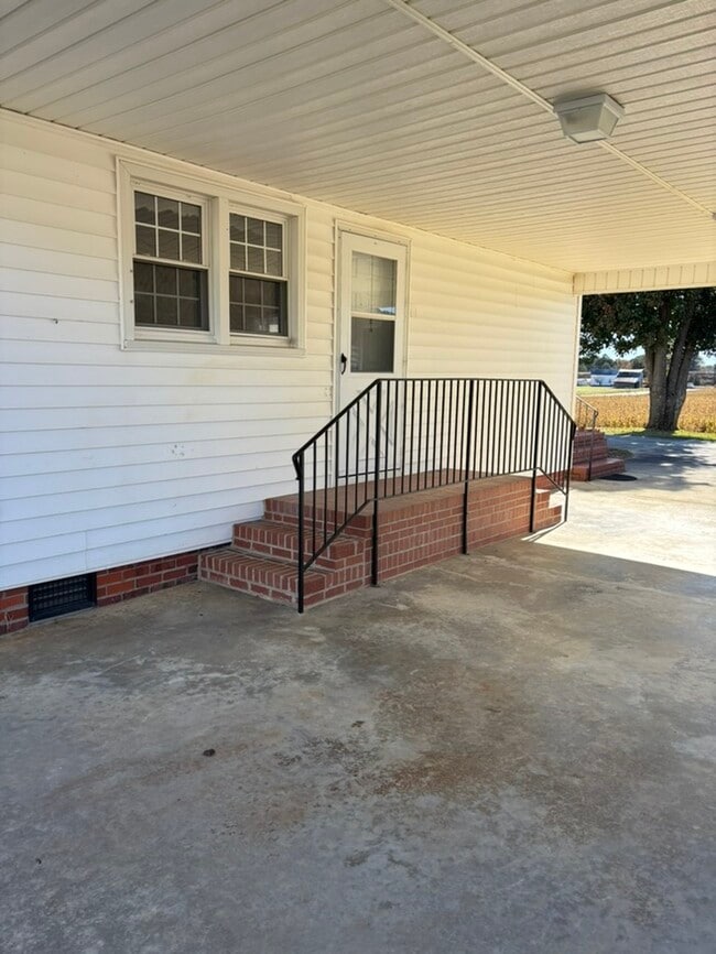 Building Photo - 2314 Hannah Creek Rd