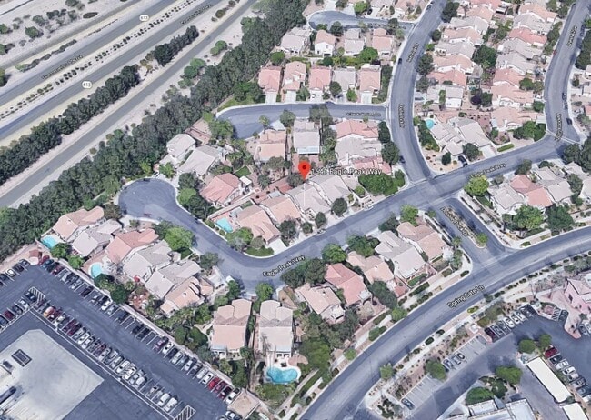 Building Photo - Beautiful Single Story Home