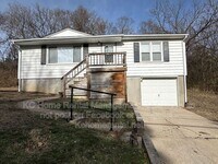 Building Photo - 2010 Bunker Ave