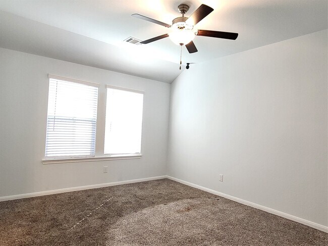 Building Photo - 1227 Marvista Ln