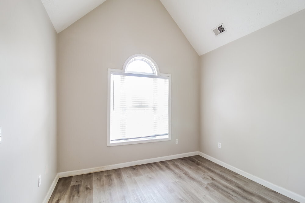 Building Photo - 375 Wisteria Blvd