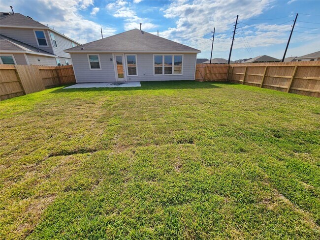 Building Photo - 1530 Grand Olympia Dr