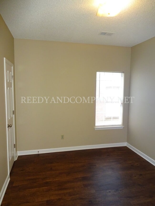 Building Photo - 6714 Whitten Pine Dr