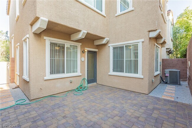 Building Photo - 9857 Black Mulberry St
