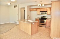 Building Photo - 269 Sunshine Dr
