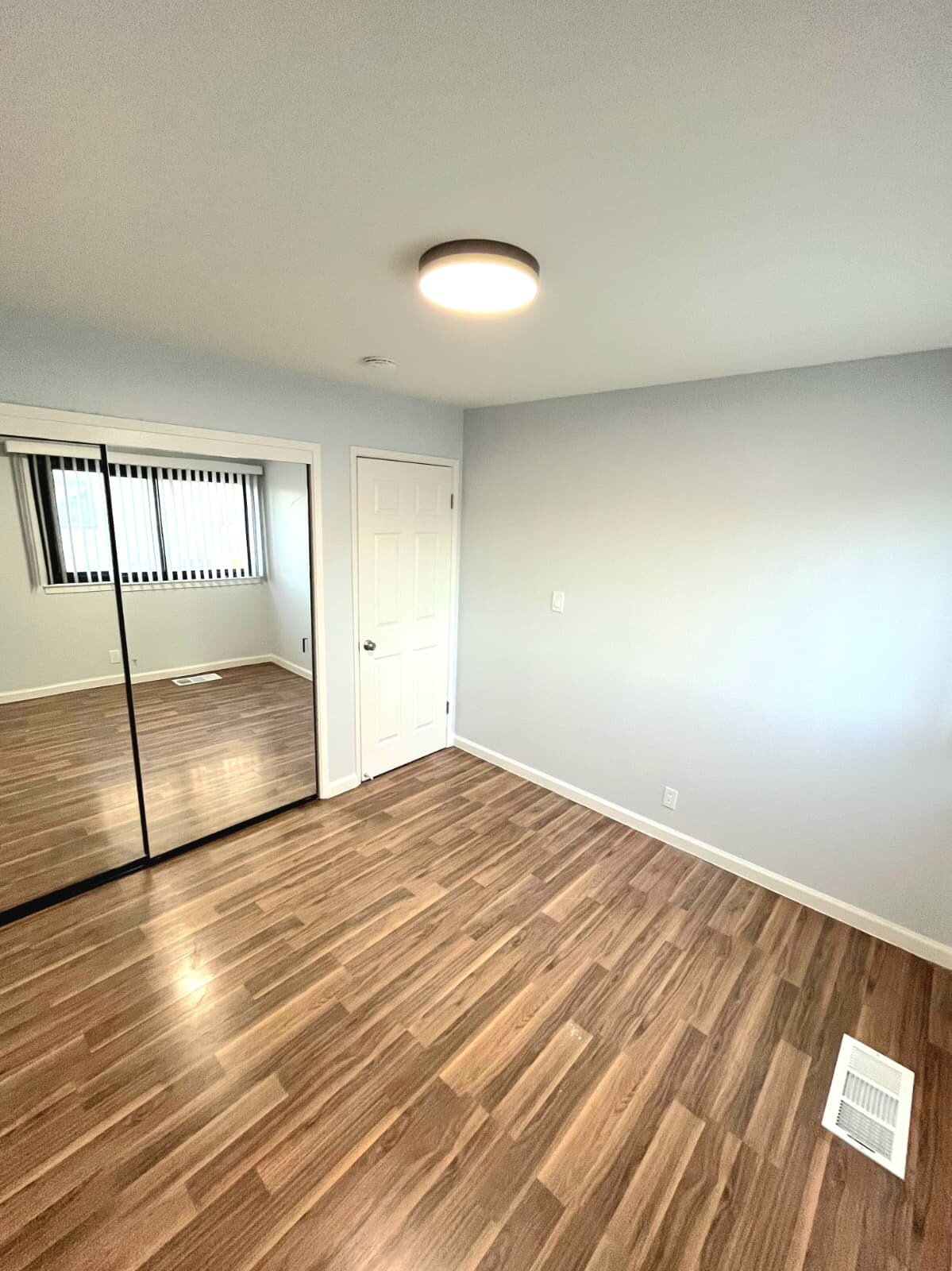 Bedroom 4 - 960 Clyde Ave
