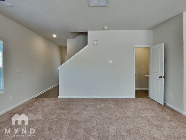 Building Photo - 168 Taverners Ln