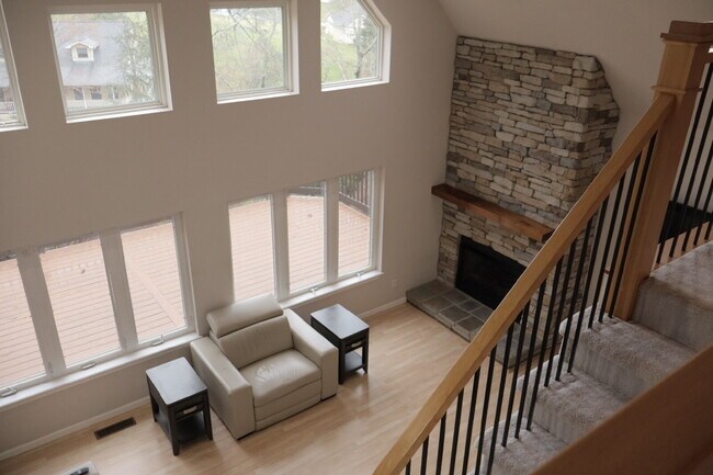 Building Photo - Expansive Mostly-Furnished Residence featuring 3 Bedrooms, a Completed Basement, and a Loft Space