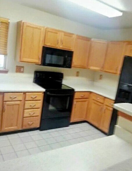 Building Photo - 4507 Winona Pl