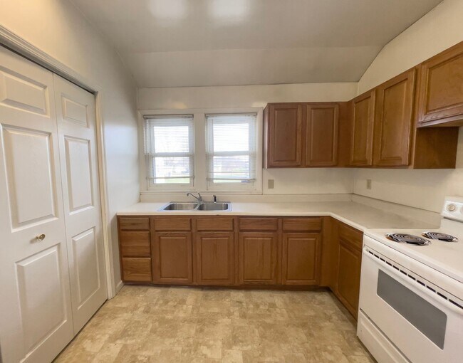 Building Photo - Yorktown School District