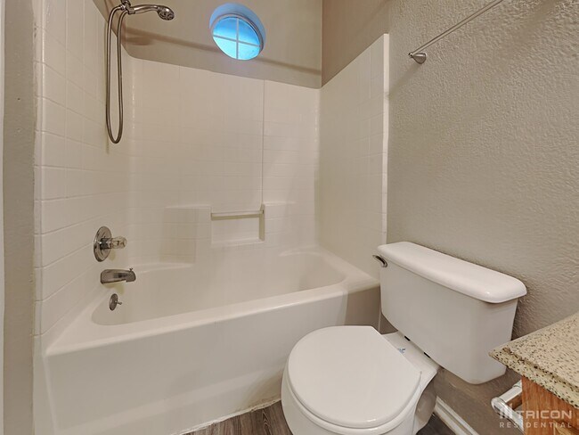 Building Photo - 6404 Seal Cove