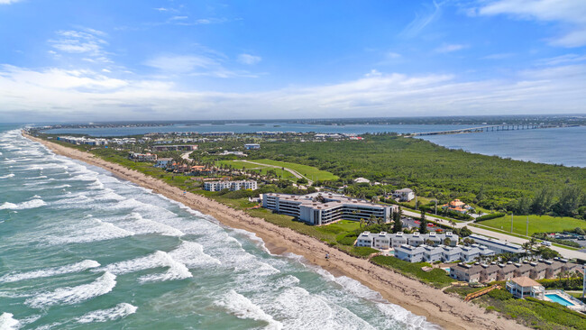 Building Photo - 1501 NE Ocean Blvd