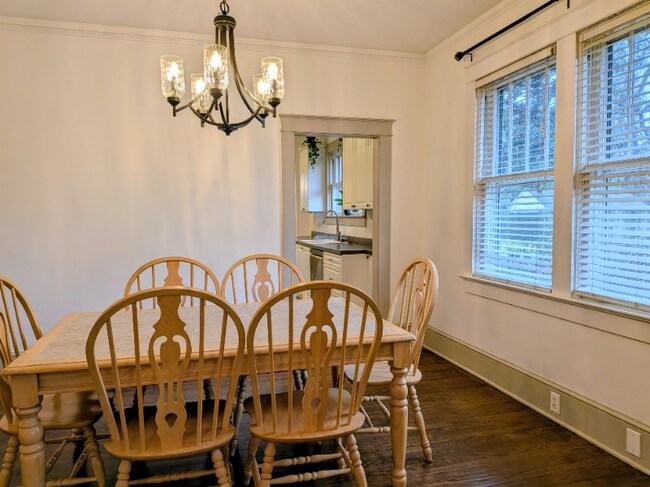 Building Photo - 401 S Franklin Dr