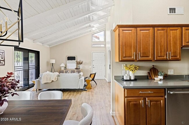 Building Photo - 4313 N 28th St