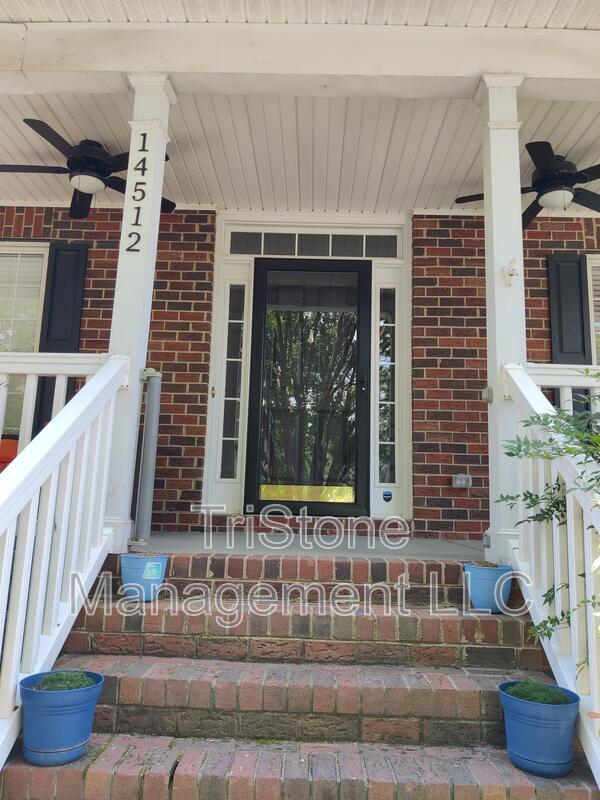 Building Photo - 14512 Harvington Dr