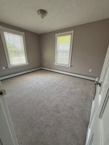 Bedroom 2 - Second Floor - 206 Echo Lake Rd