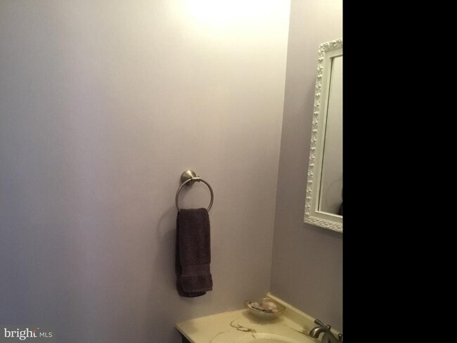 Building Photo - 1029 Margate Ct