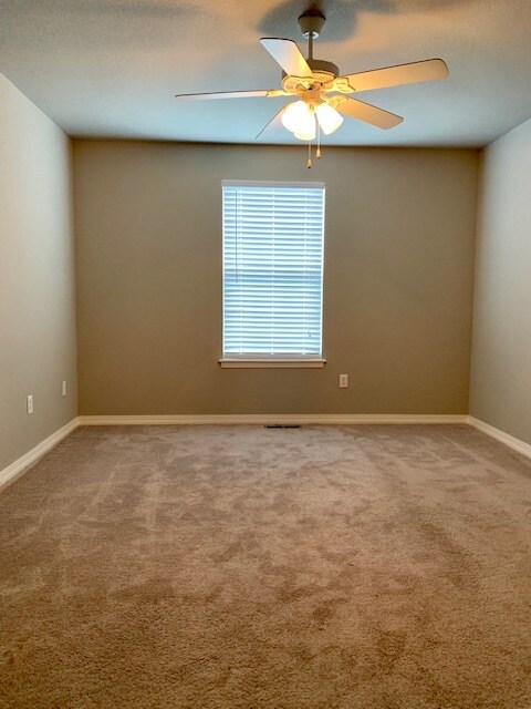 Building Photo - 2105 Azlin Pl