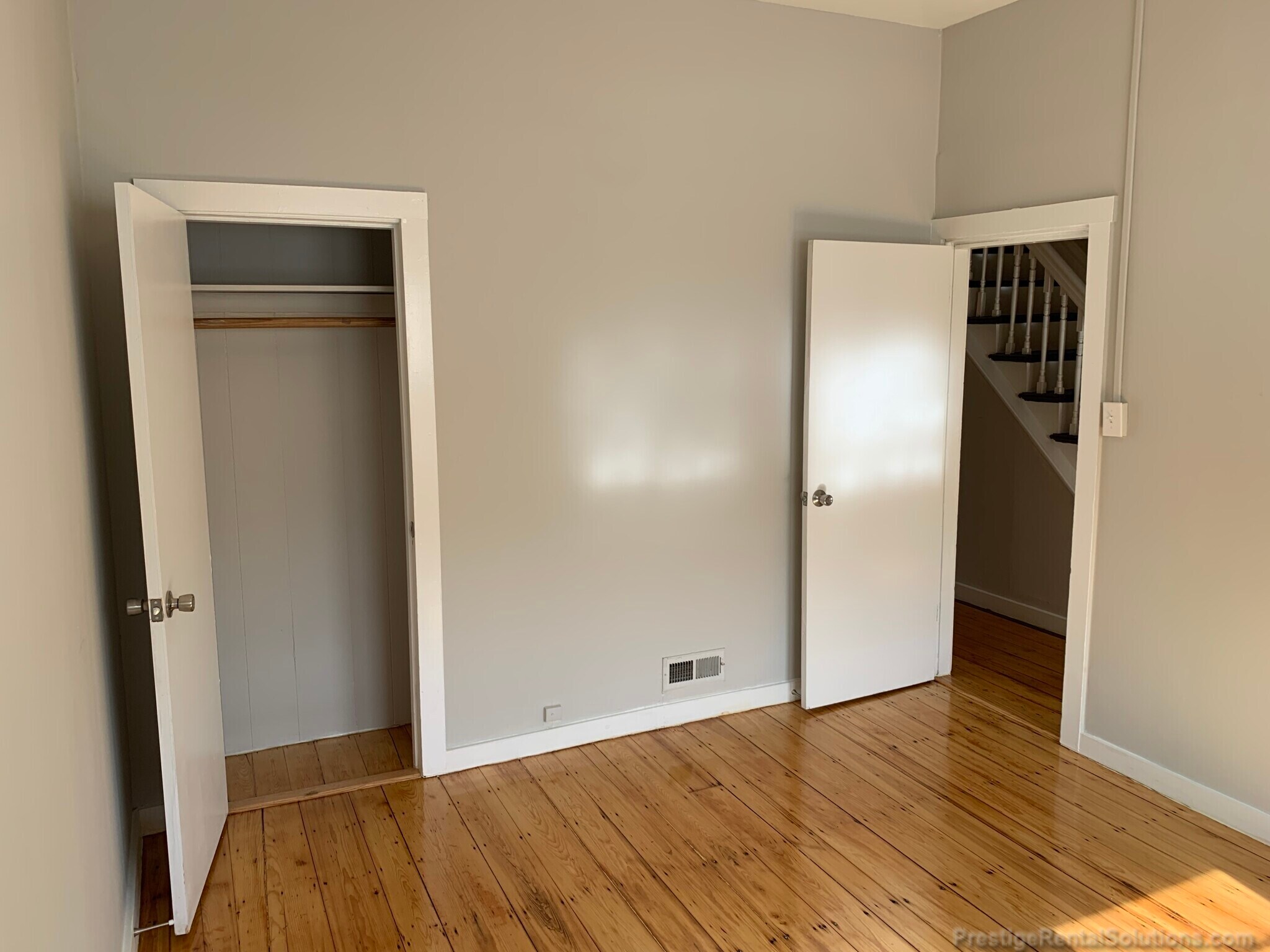 Building Photo - 6 Walk Hill St