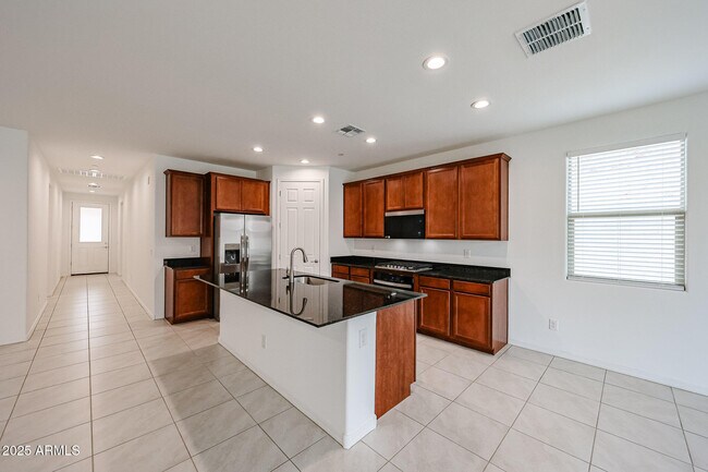 Building Photo - 13456 W Auburn Dr