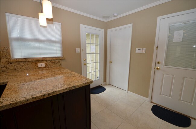 Building Photo - 4009 Nenana Dr