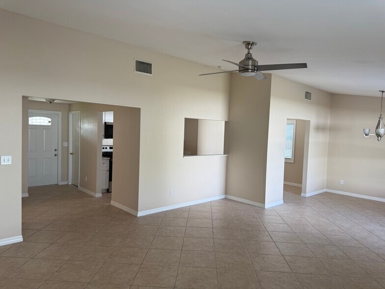 Building Photo - 1701 41st Ter SW