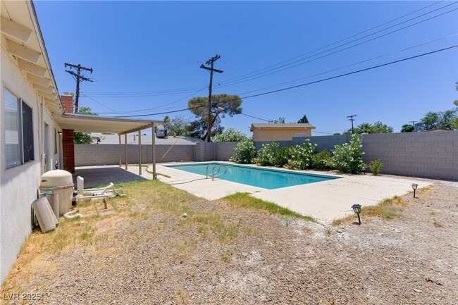 Building Photo - 4605 Cinderella Ln