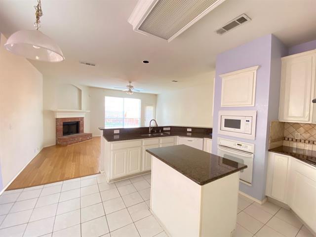 Building Photo - 2217 Hunters Run Dr