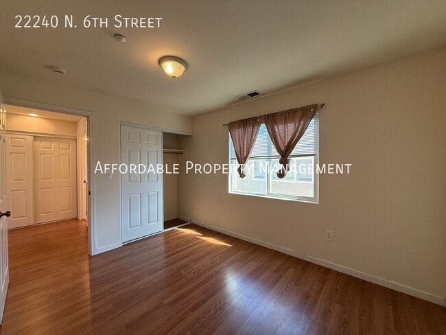 Building Photo - 22240 N 6th St