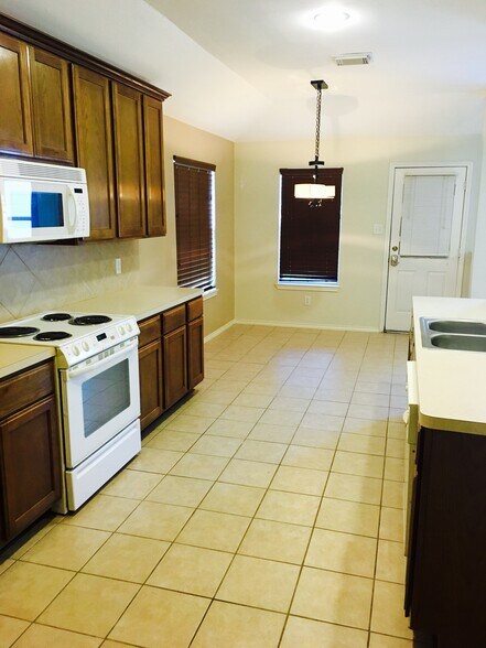 Building Photo - 4003 Santa Susana