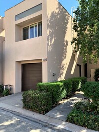 Building Photo - Palm Springs Village Racquet Club 2 bedroo...